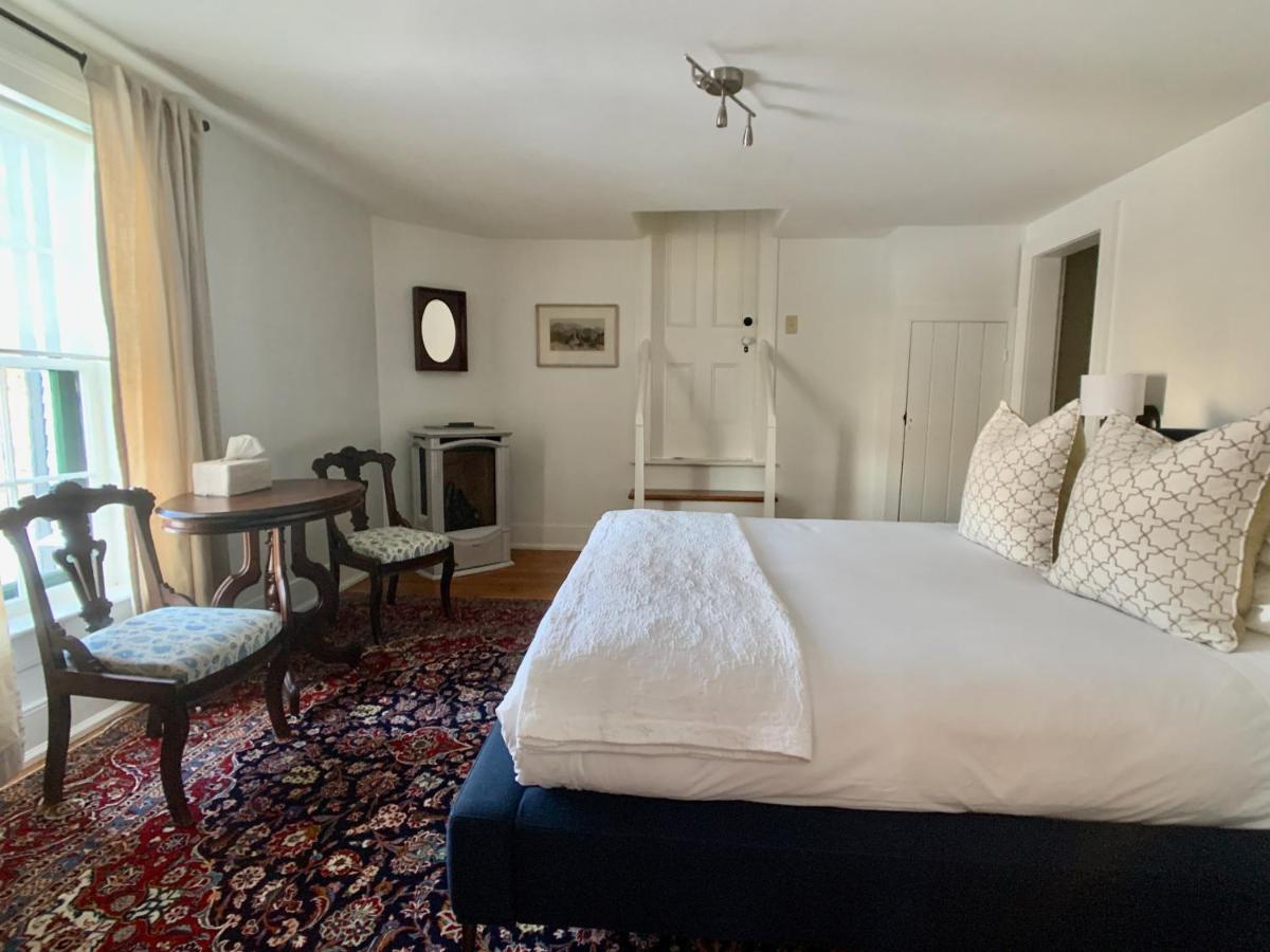 Woodbourne Inn Niagara-on-the-Lake Buitenkant foto