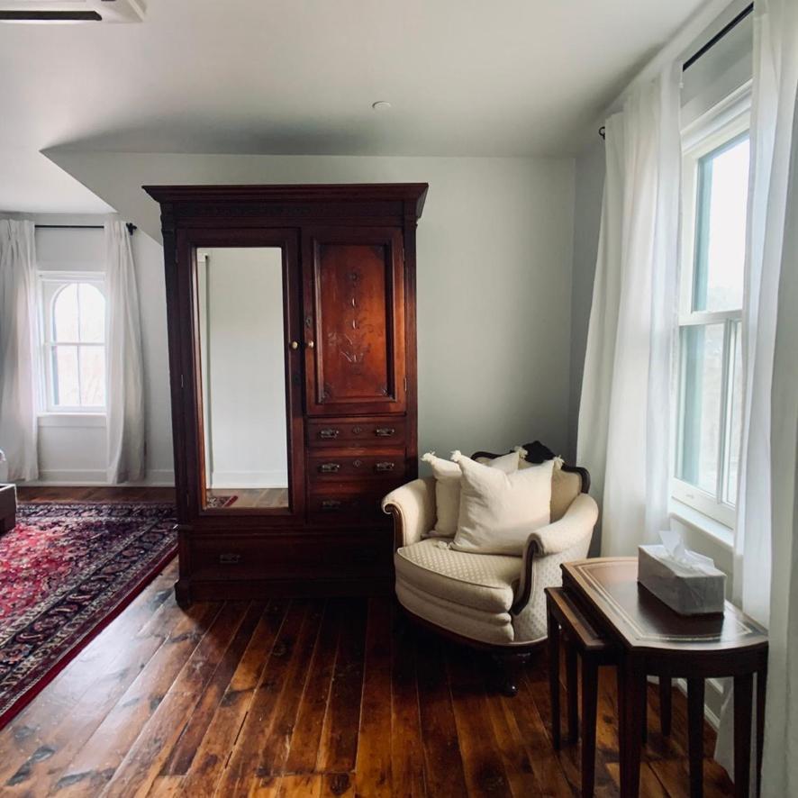 Woodbourne Inn Niagara-on-the-Lake Buitenkant foto